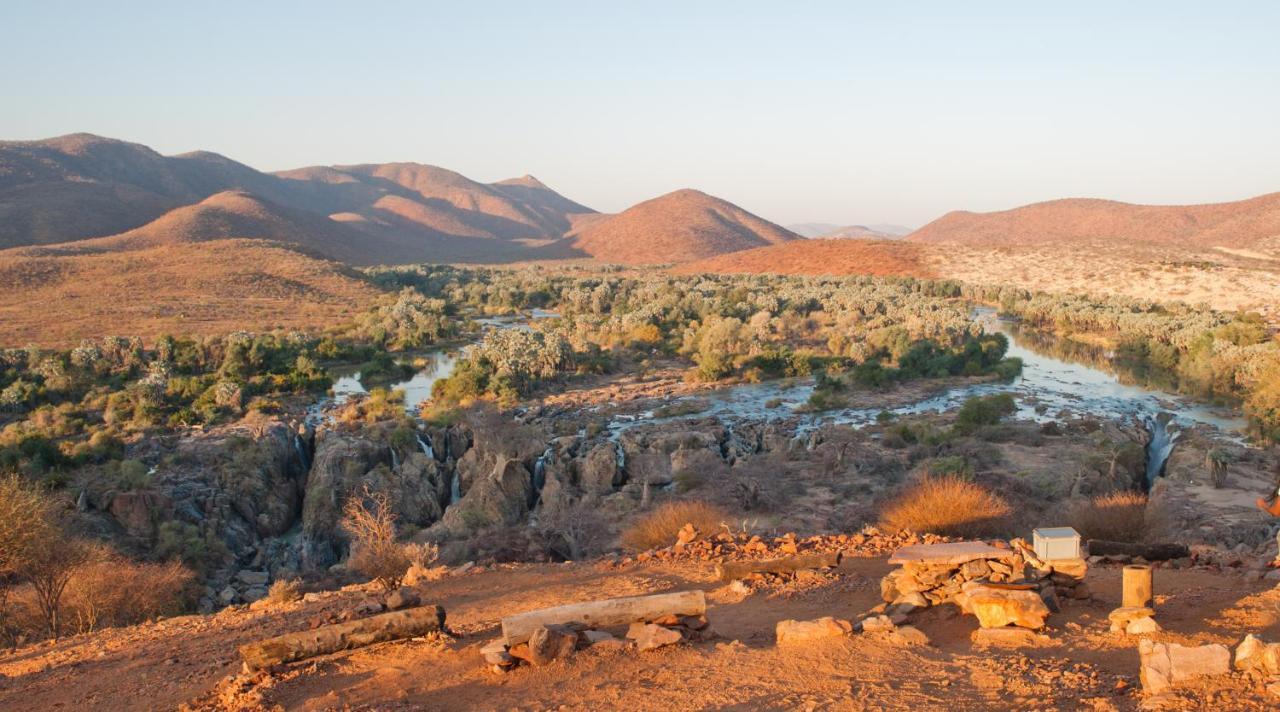 Отель Omarunga Epupa-Falls Campsite Экстерьер фото